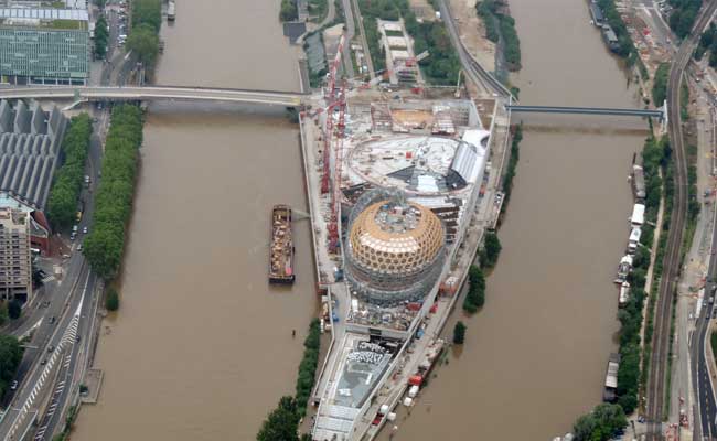 paris-floods_650x400_81465133538